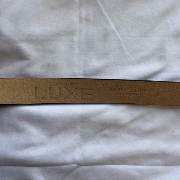 CACHÉ 90s Genuine Leather Snakeskin Pattern Belt - Picture 3 of 4